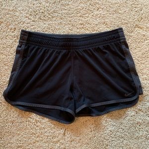 NIKE | black athletic shorts